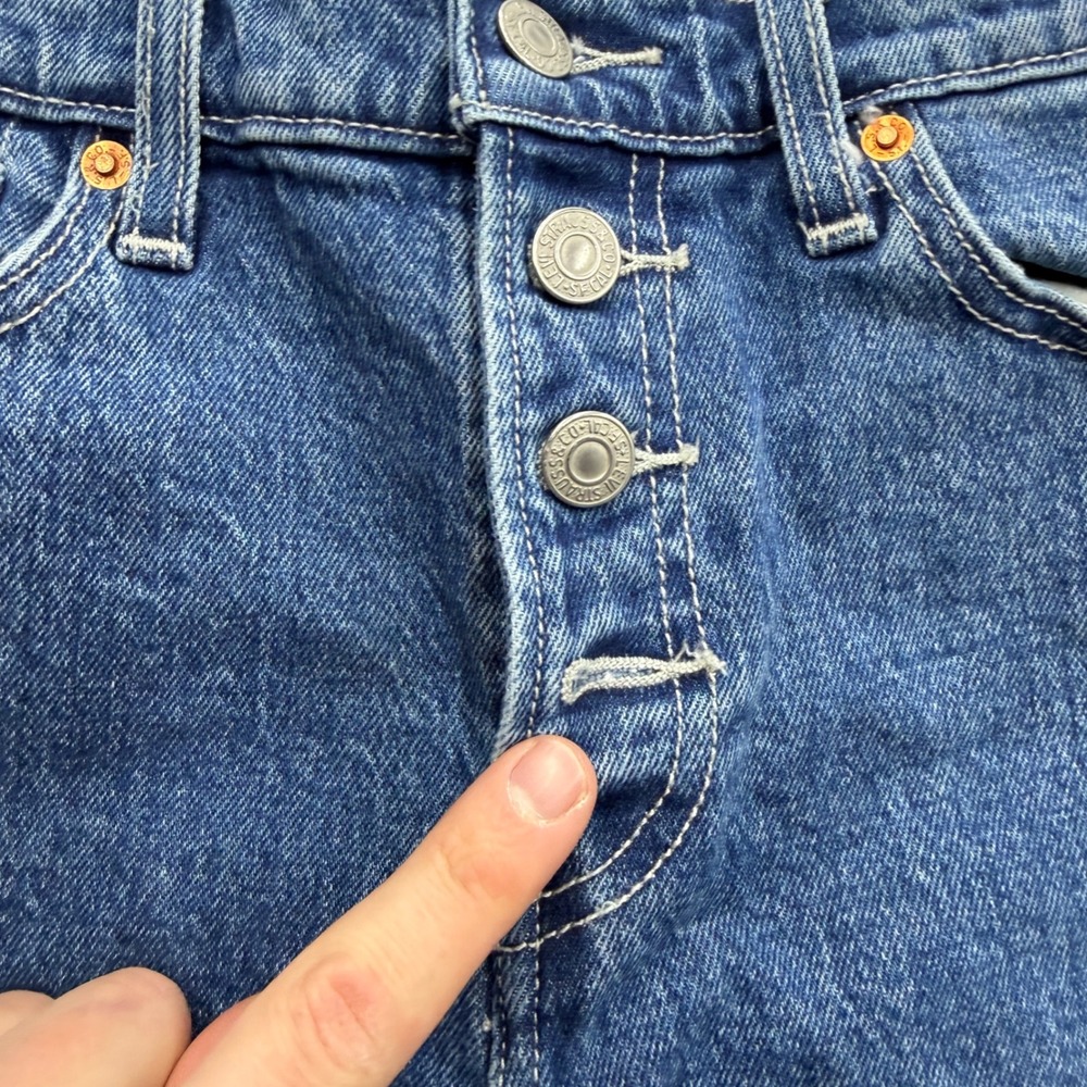 Levis Premium Wedgie Straight Jeans Blue High Rise Button Fly 26995-0000 Size 26 - Picture 3 of 12